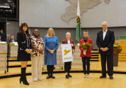 Sächsischer Integrationspreis 2024  Deutschkurse im Lutherhof Crimmitschau Sonderpreis des Sächsischen Ausländerbeauftragten