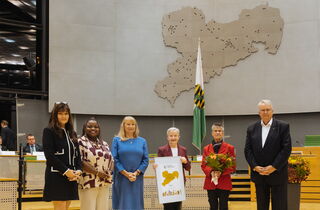 Sächsischer Integrationspreis 2024  Deutschkurse im Lutherhof Crimmitschau Sonderpreis des Sächsischen Ausländerbeauftragten